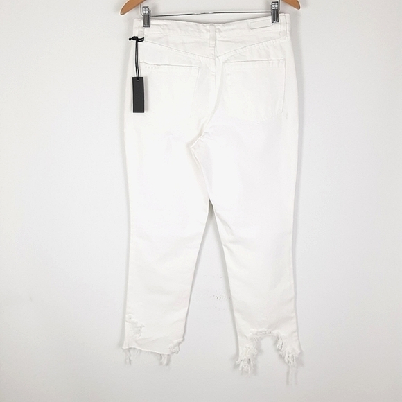 Blank NYC  Crop Jeans in White - Picture 4 of 9